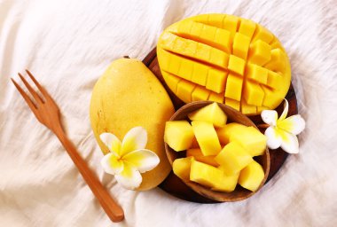 Mango şekeri, kurutulmuş mango tatlısı, Vietnam meyveleri.