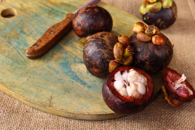 taze organik meyve mangosteen