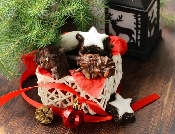 Galletas tradicionales de Navidad para regalo y postre —  Fotos de Stock