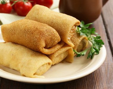 plaka, Rus yemekleri etli ince krep