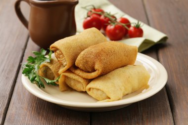 plaka, Rus yemekleri etli ince krep