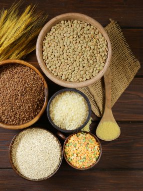 farklı tahıl - buğday, pirinç, mercimek, quinoa çeşitliliği