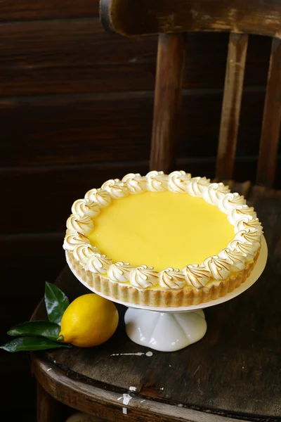 Homemade baked lemon tart cake with meringue cream — Stock Photo, Image