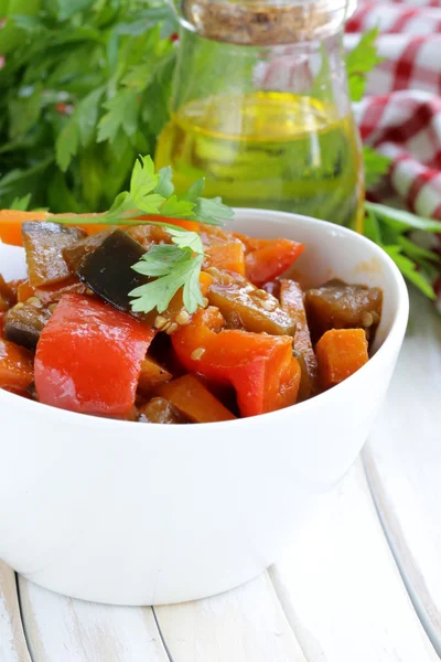 Vegetable ragout (ratatouille) paprika, eggplant and carrots — Stock Photo, Image