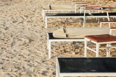  gün batımından önce plaj sandalyeleri