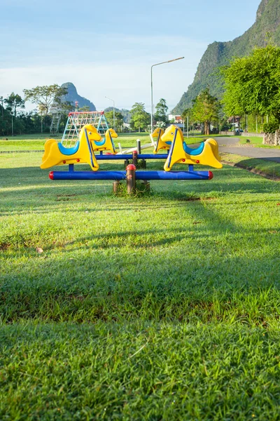 Parque infantil infantil. — Fotografia de Stock