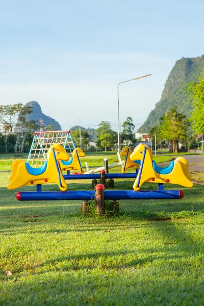 Parque infantil infantil. — Fotografia de Stock