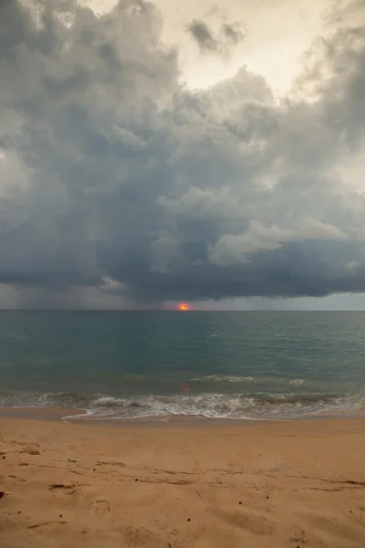 Tempo tempestuoso no mar . — Fotografia de Stock