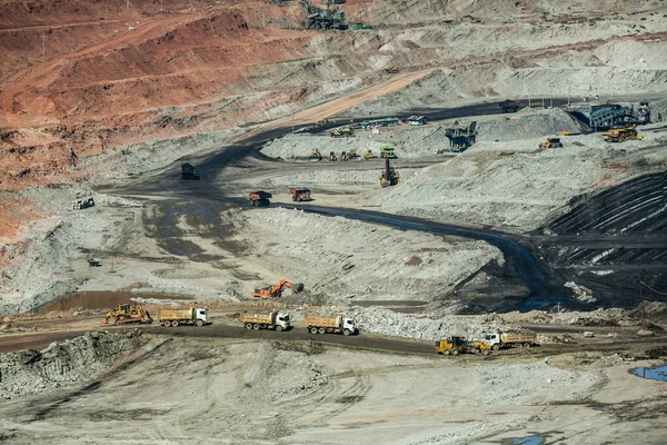 Camiones Volquete Mineros Que Trabajan Minas Carbón Utilizados Como Fuente — Foto de Stock