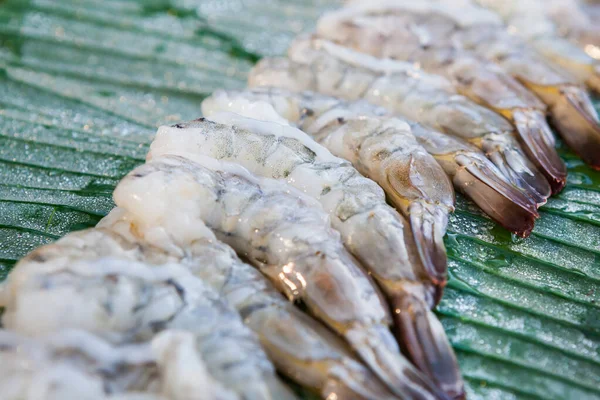 为婚宴准备的装饰和生食 — 图库照片