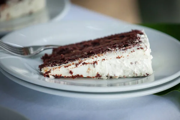 Gâteau Mariage Est Coupé Morceaux — Photo