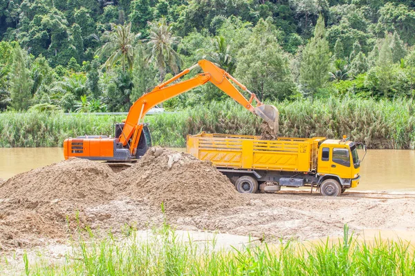 Monster machines working on site — Stock Photo, Image