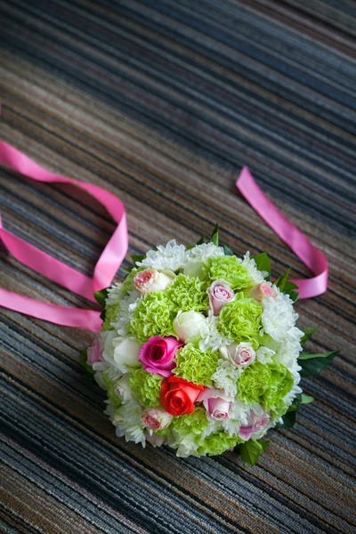 Ramo con rosas — Foto de Stock