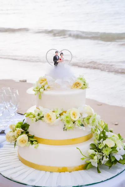 Tort weselny — Zdjęcie stockowe