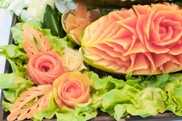 Obst für das Hochzeitsessen am Strand. — Stockfoto