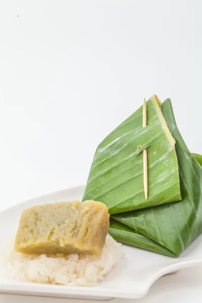 Postre tailandés, Arroz pegajoso con natillas al vapor. — Foto de Stock