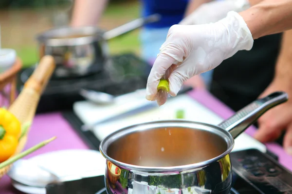 Tom yam kong en kruidige soep met Thaise stijl . — Stockfoto