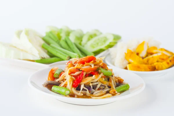 Som Tam mit klebrigem Reis und gegrilltem Huhn (Thai-Stil)) — Stockfoto