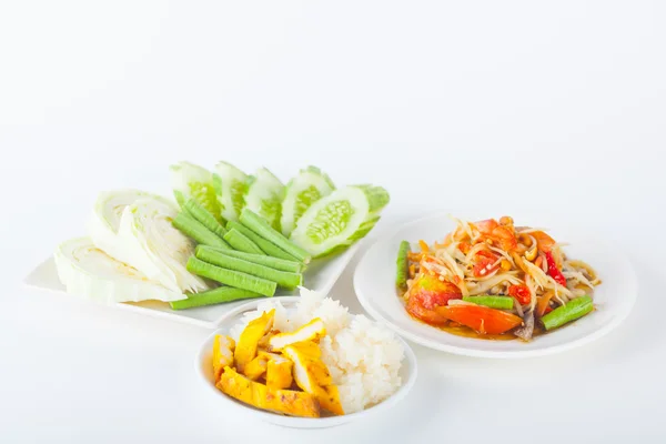 Som Tam con arroz pegajoso y pollo a la plancha (estilo tailandés) — Foto de Stock