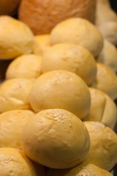 Ayran akşam yemeği Buns — Stok fotoğraf