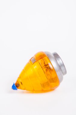 Makaralı (iplik üst beyaz kağıt arka plan üzerinde)