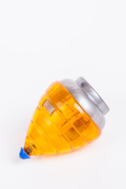 Makaralı (iplik üst beyaz kağıt arka plan üzerinde)