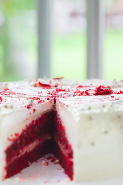 Hermoso pastel de mantequilla de fresa para el día de la boda — Foto de Stock