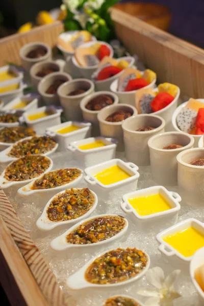 Comida foi preparada para o jantar de casamento . — Fotografia de Stock