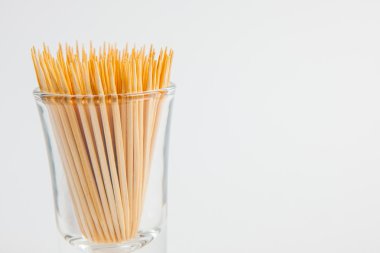 Beyaz Kağıt arka camına kürdan