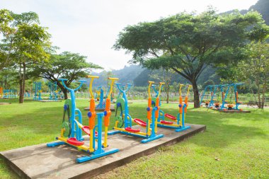 Sabah egzersiz ekipman Tayland at-genel Park