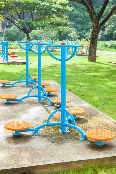 Exercise equipment in public park in the morning at Thailand — Stock Photo, Image
