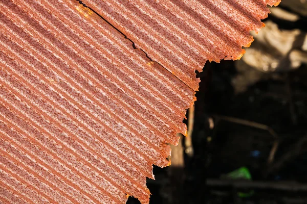 Rdza stary falistej żelaza lub ocynkowanej tło — Zdjęcie stockowe