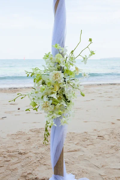 Casamento decorado na praia casamento configuração — Fotografia de Stock
