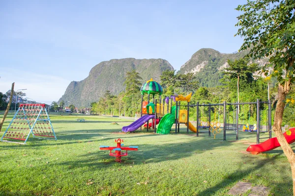 Kinderspielplatz. — Stockfoto