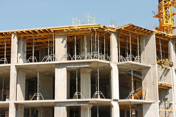 Concrete monolithic carcass of new building — Stock Photo, Image