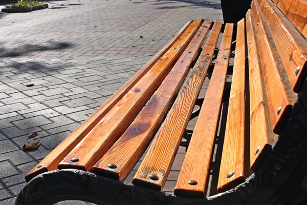 Bench in autumn square — Stock Photo, Image