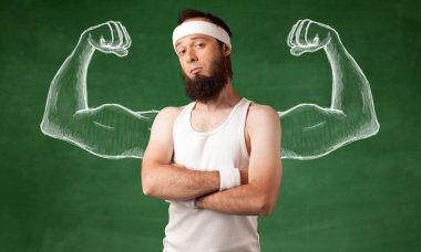 Sıska genç adam çalışıyor.