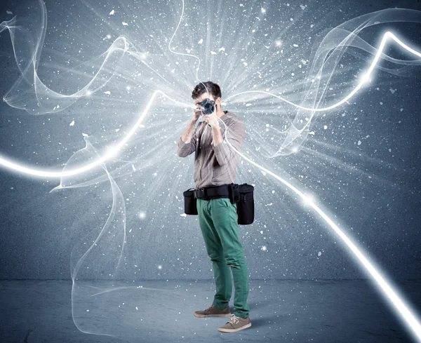 Fotógrafo profissional com linhas dinâmicas — Fotografia de Stock