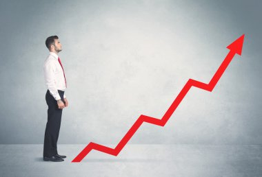 Kırmızı grafik oku tırmanma