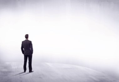 Dikiz duran iş kişi