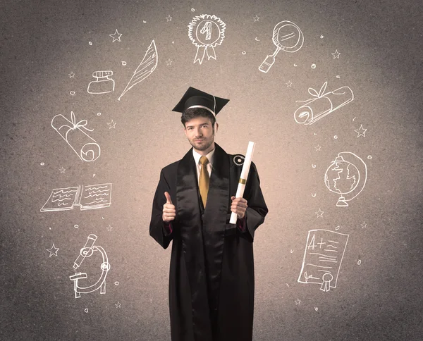 Feliz adolescente graduado com ícones escolares desenhados à mão — Fotografia de Stock