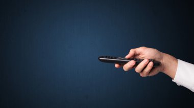 Uzaktan kumandalı el