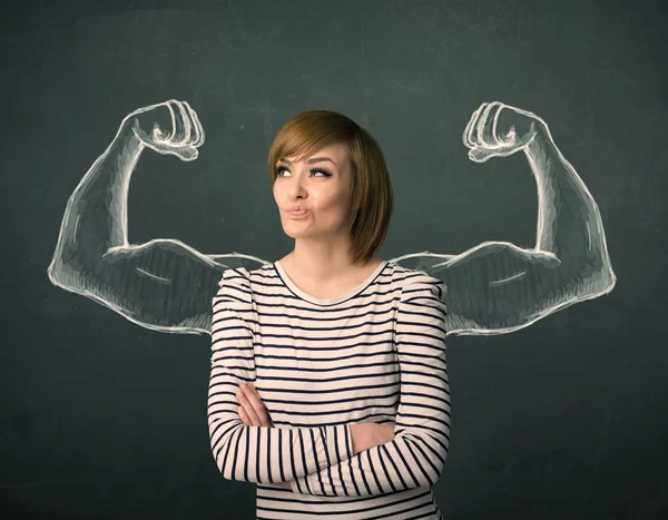 Mujer con brazos fuertes y musculosos dibujados — Foto de Stock