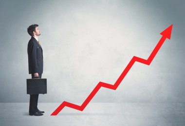 Kırmızı grafik oku tırmanma