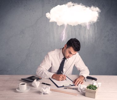 Ofisteki stresli iş adamı