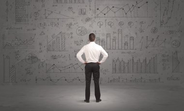 Satıcı iş çizelgeleri duvar ile