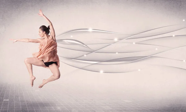 Χορεύτρια μπαλέτου εκτελεί σύγχρονο χορό με αφηρημένες γραμμές — Φωτογραφία Αρχείου
