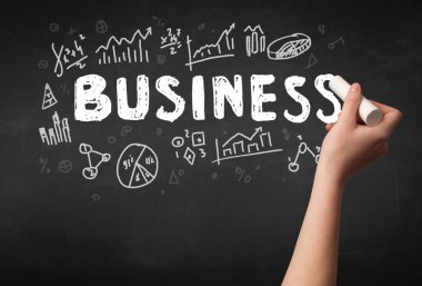 Tahtaya el yazısı işi.