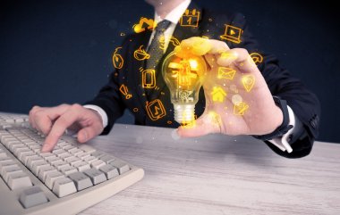 parlak fikirleri teşvik satıcı