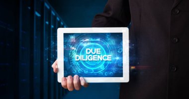 Tablet tutan kişi, iş konsepti